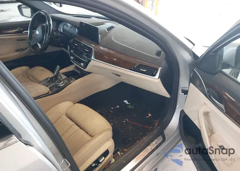 2017 BMW 530I xDrive z USA, uszkodzony, nr VIN WBAJA7C32HG904061